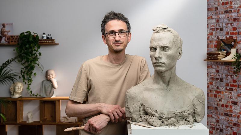 Clay Portrait: Model a Full-Scale Face