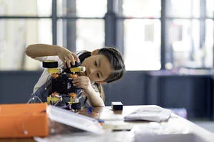 Makerspaces for Creative Learning