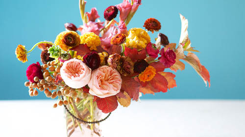 Create Wedding Flower Centerpieces and Bouquets